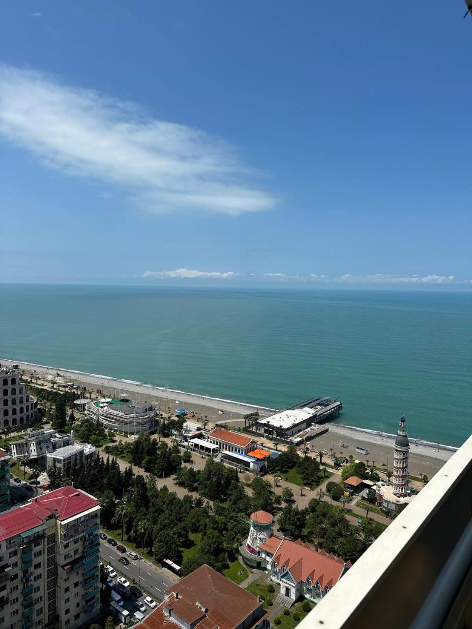 Black Sea Batumi Hotel Orbi City Екстериор снимка